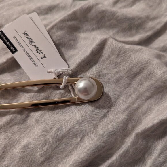 And Other Stories French Hairpin - Picture 4 of 5